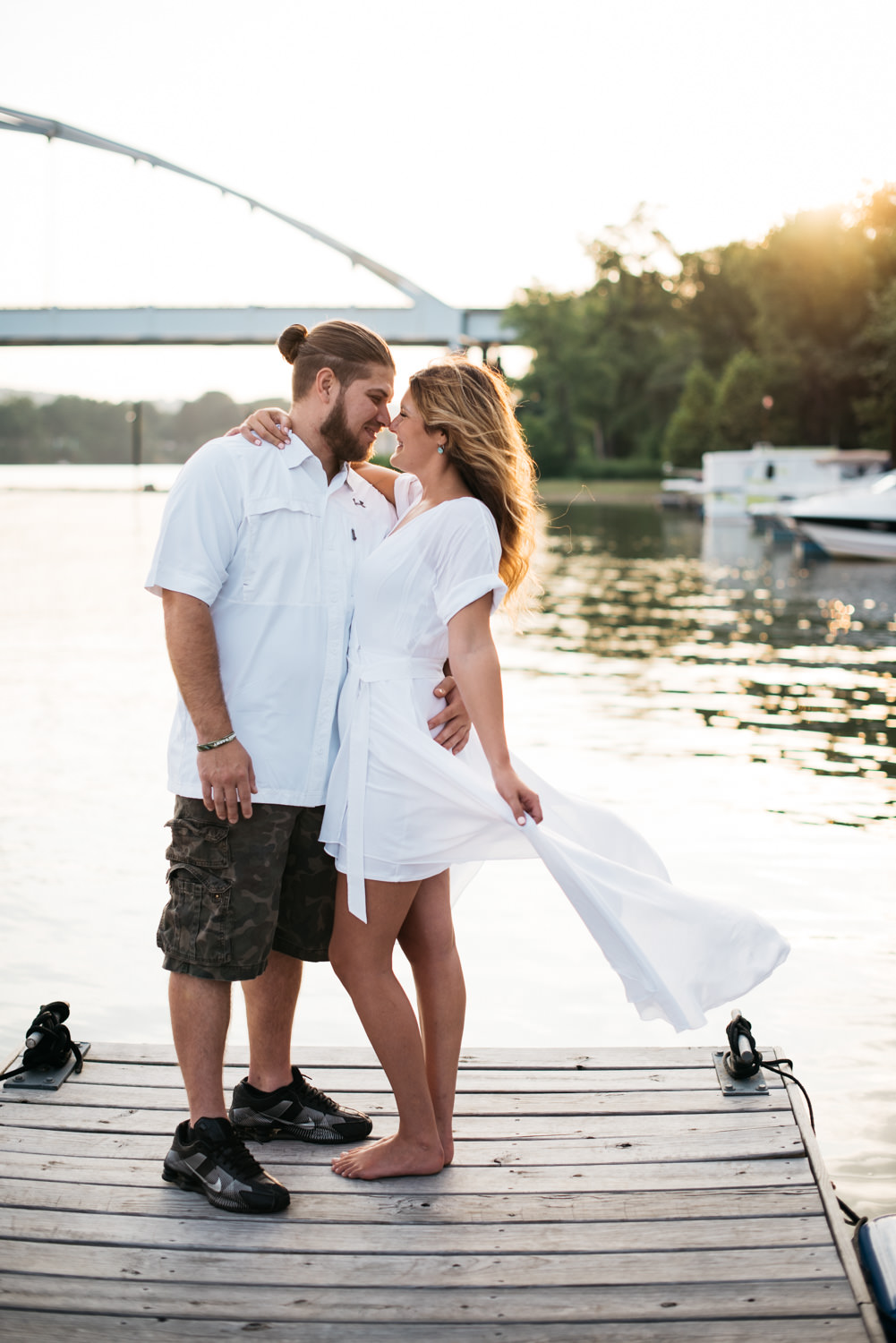 pittsburgh_boat_engagement_session_-14.jpg