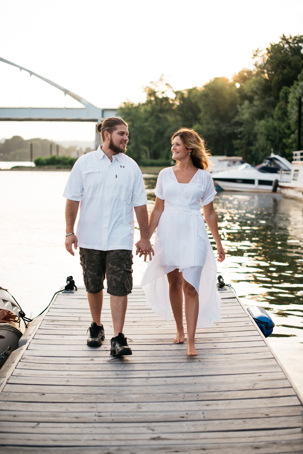 pittsburgh_boat_engagement_session_-17.jpg