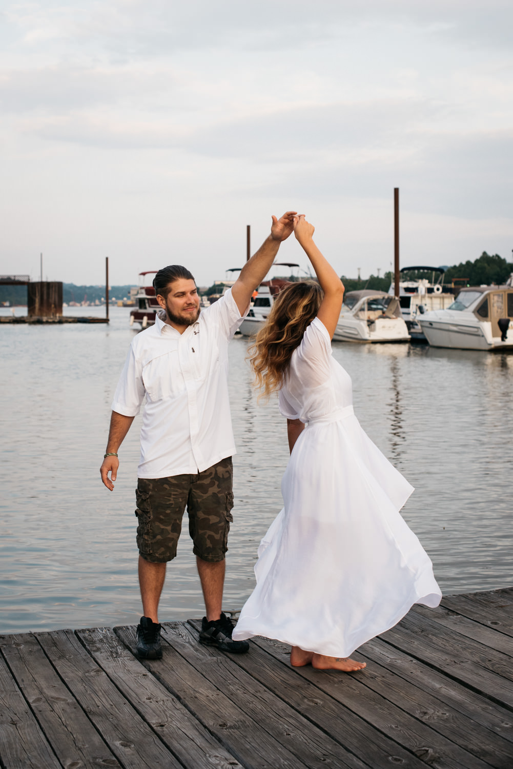 pittsburgh_boat_engagement_session_-20.jpg