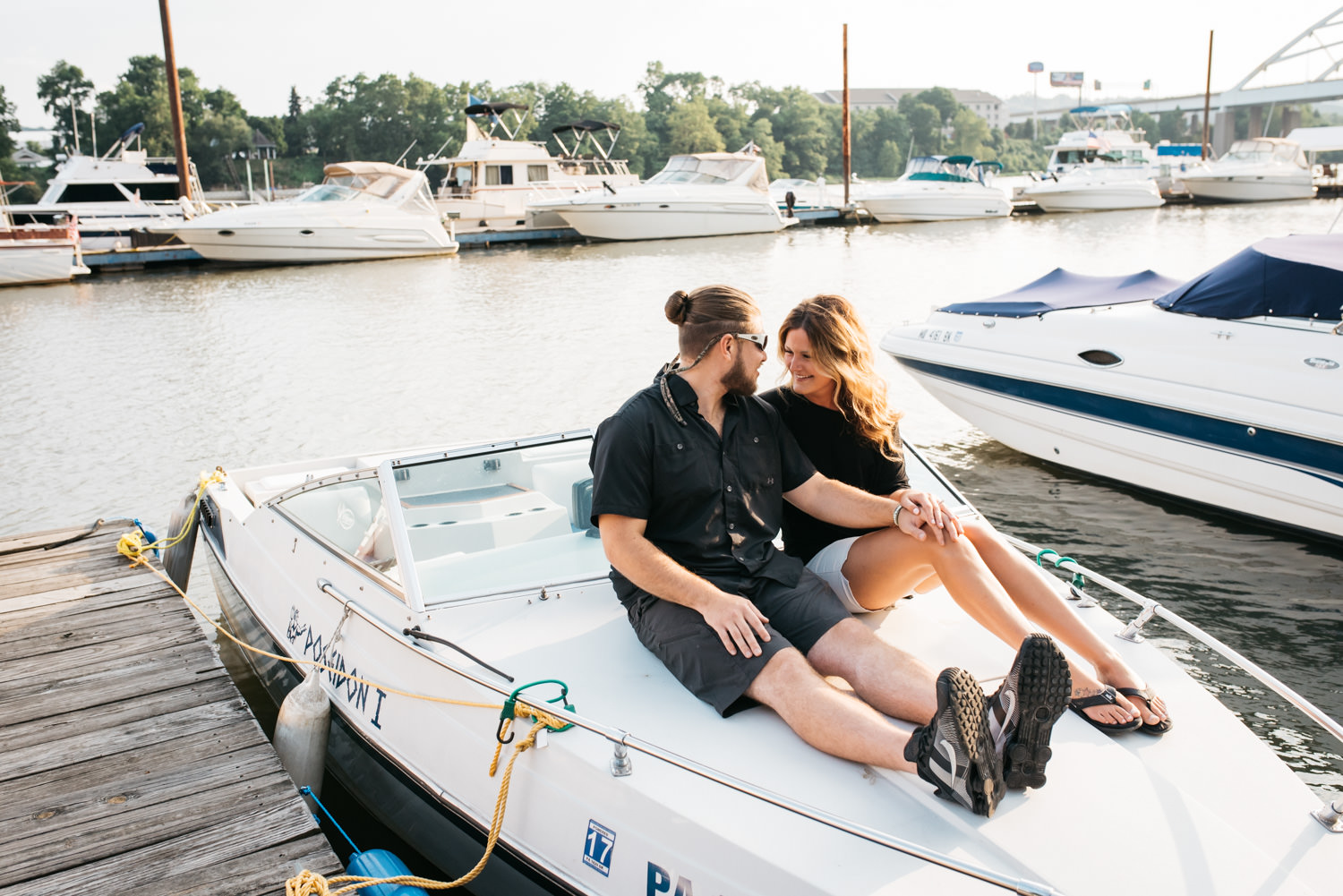 pittsburgh_boat_engagement_session_-29.jpg