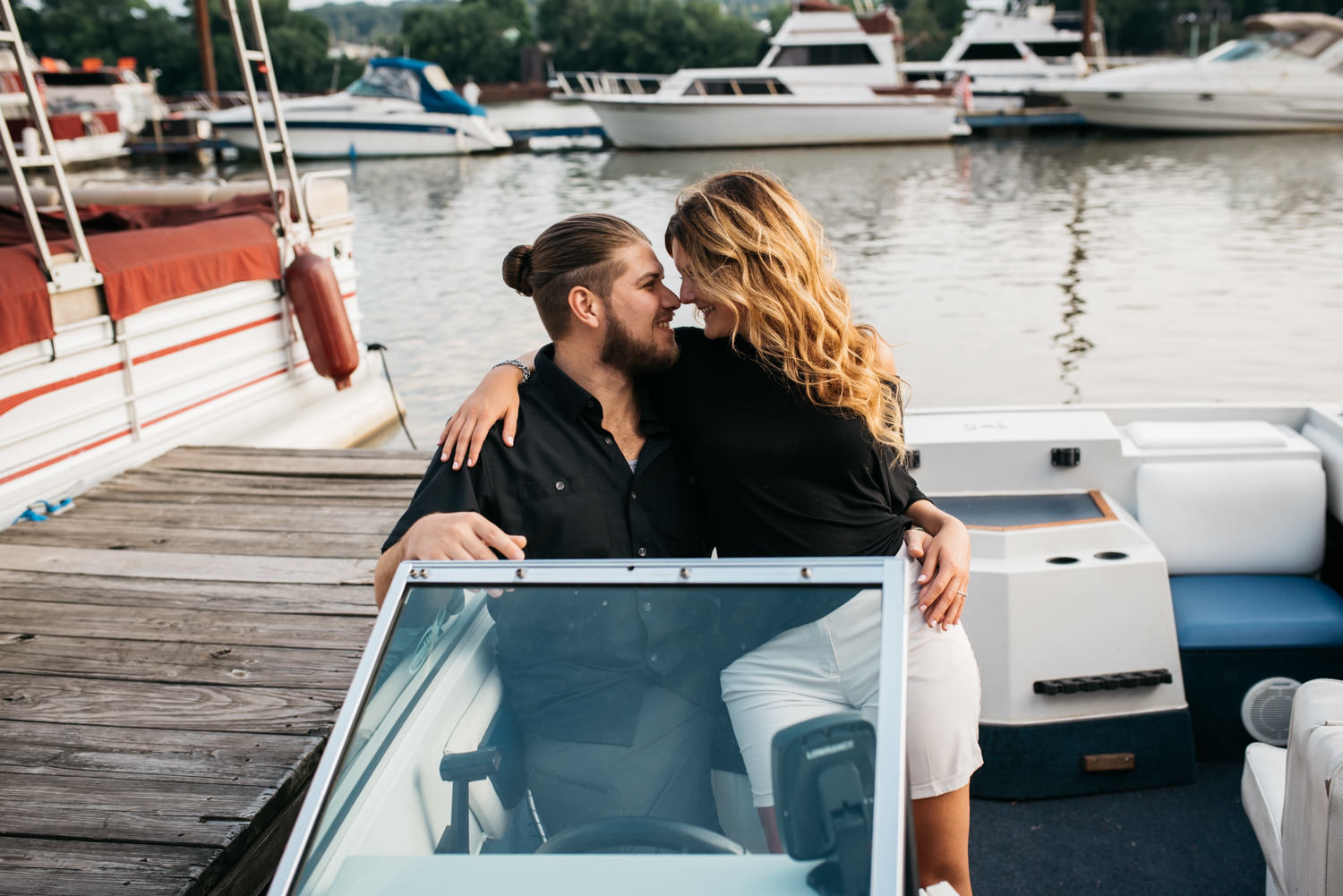 pittsburgh_boat_engagement_session_-38.jpg