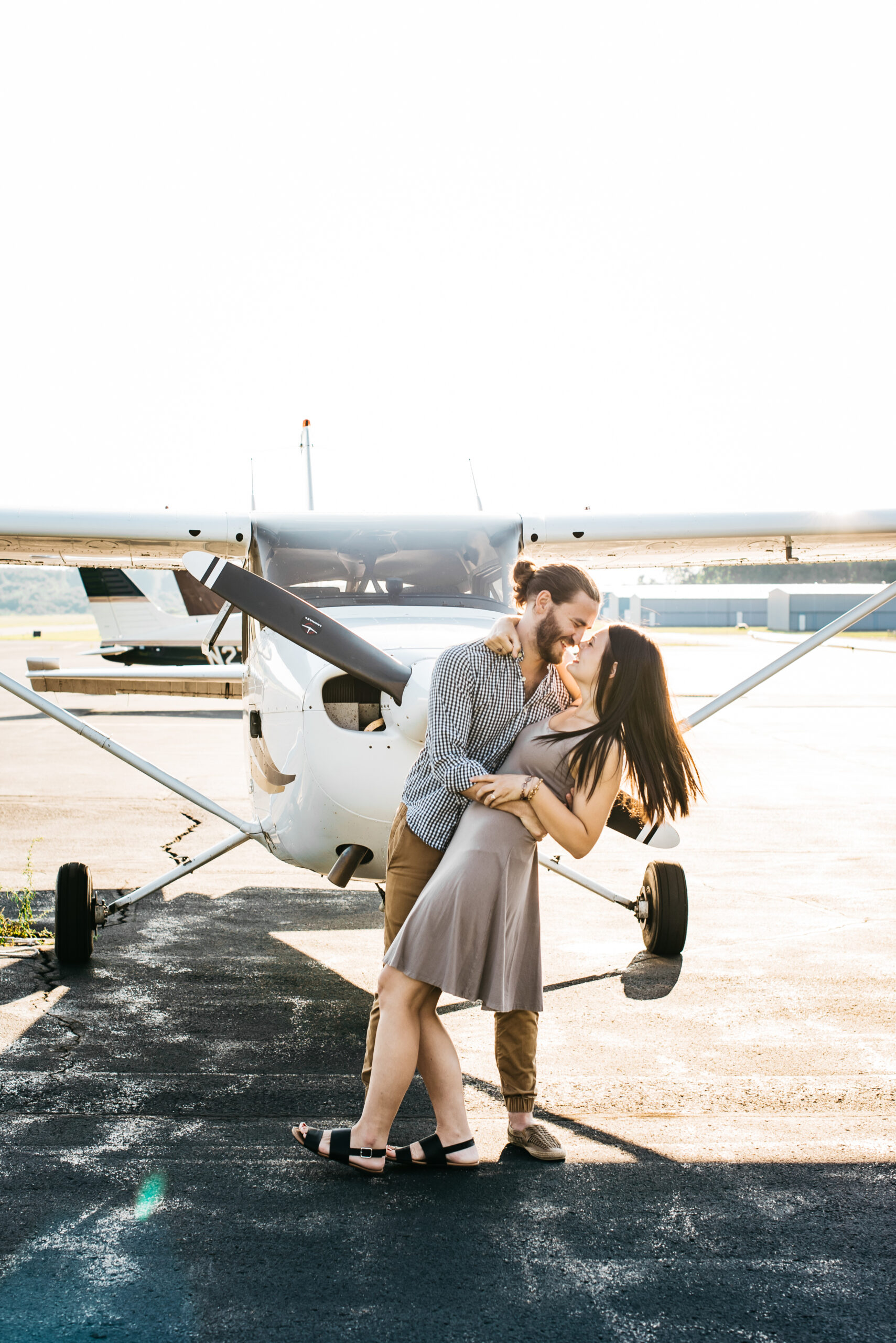 Pittsburgh_airplane_engagement_session009.jpg