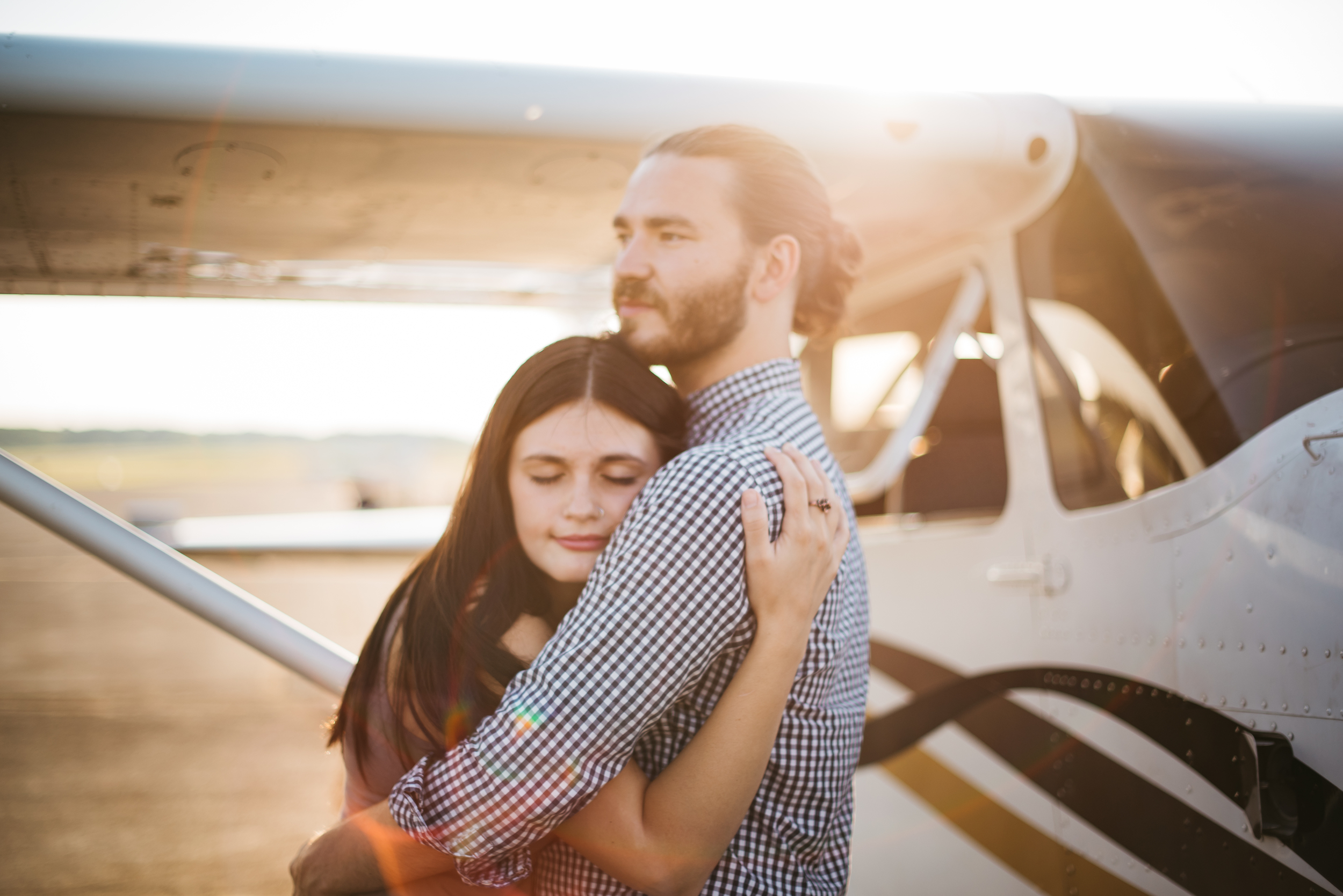 Pittsburgh_airplane_engagement_session033.jpg