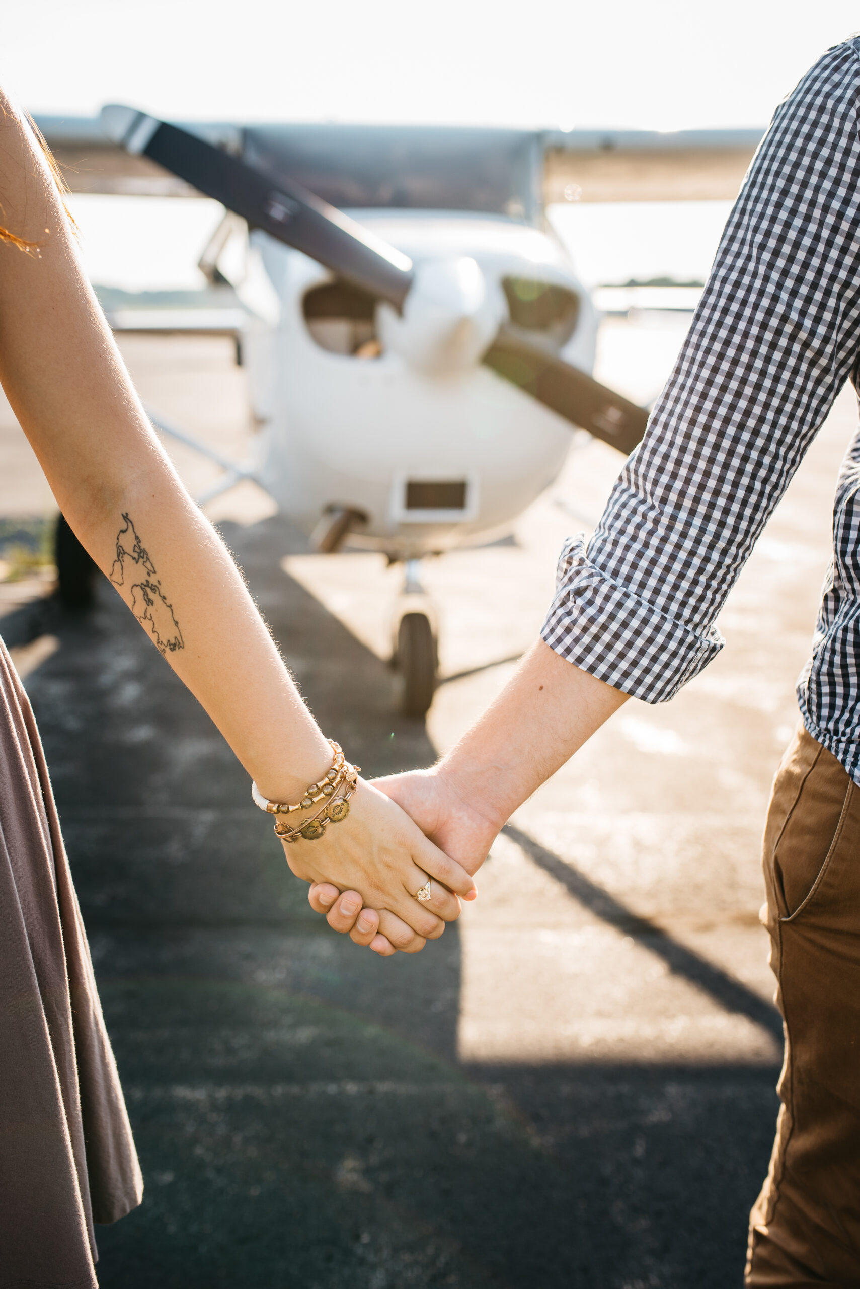 Pittsburgh_airplane_engagement_session040.jpg