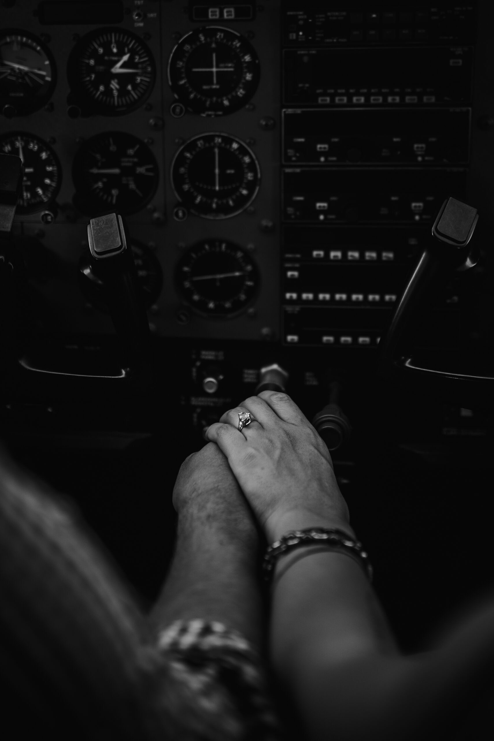 Pittsburgh_airplane_engagement_session046.jpg