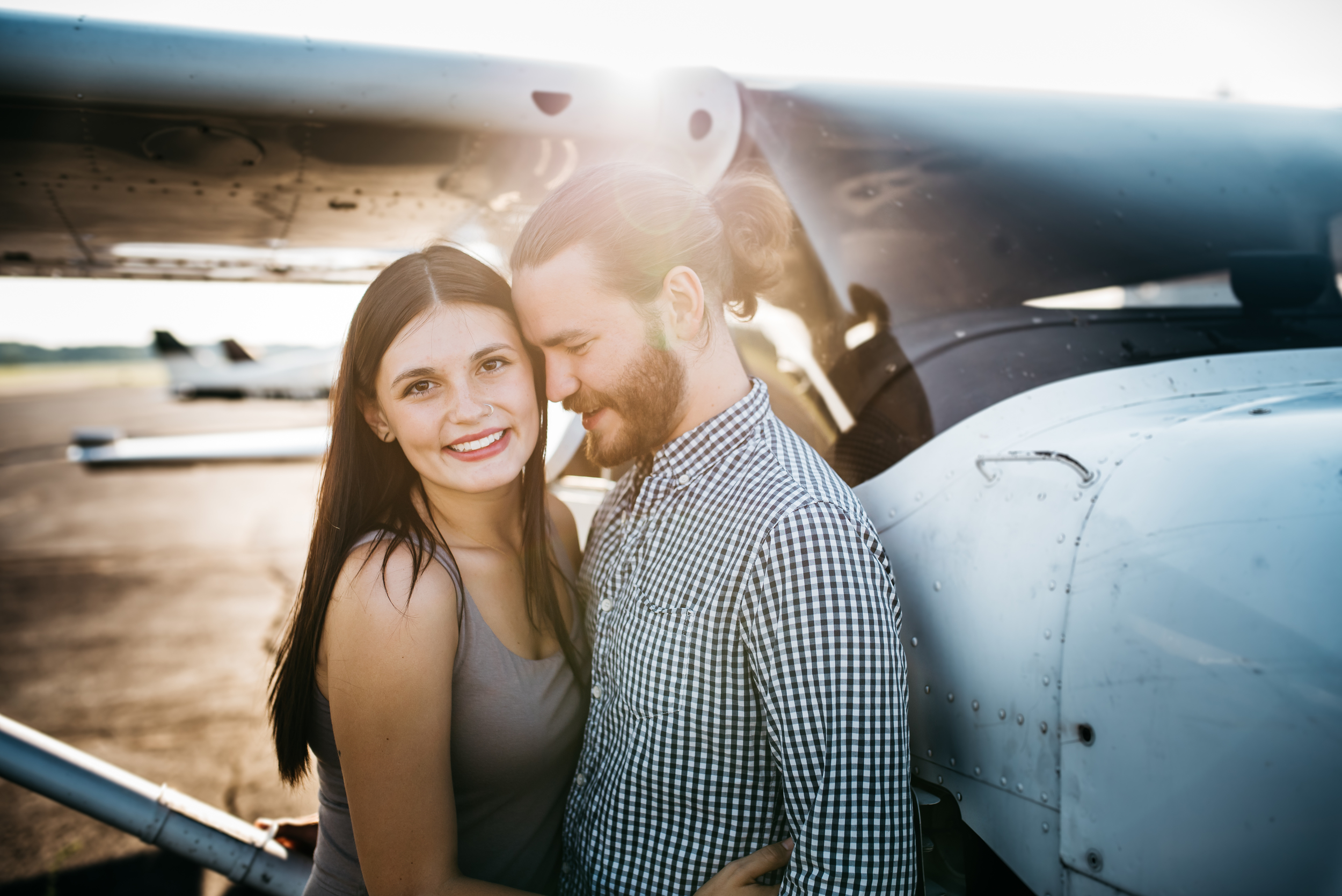 Pittsburgh_airplane_engagement_session048.jpg