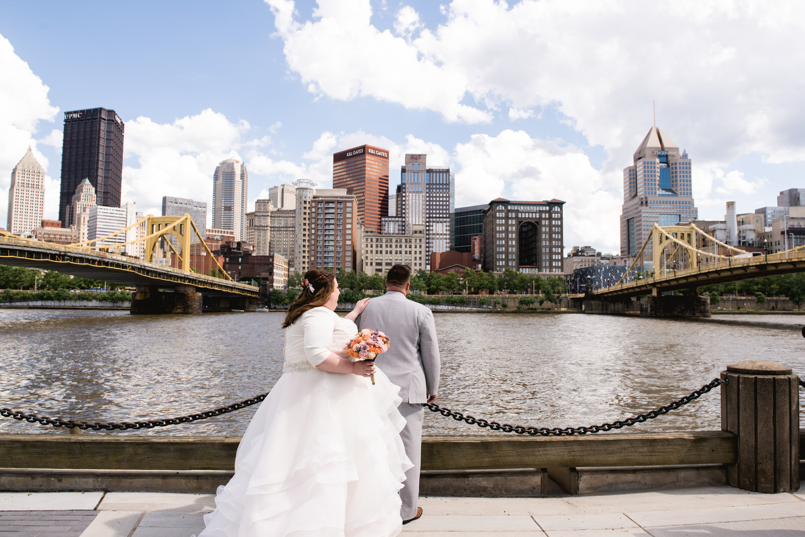 Pittsburgh_National_Aviary_Wedding_Photos_6.jpg