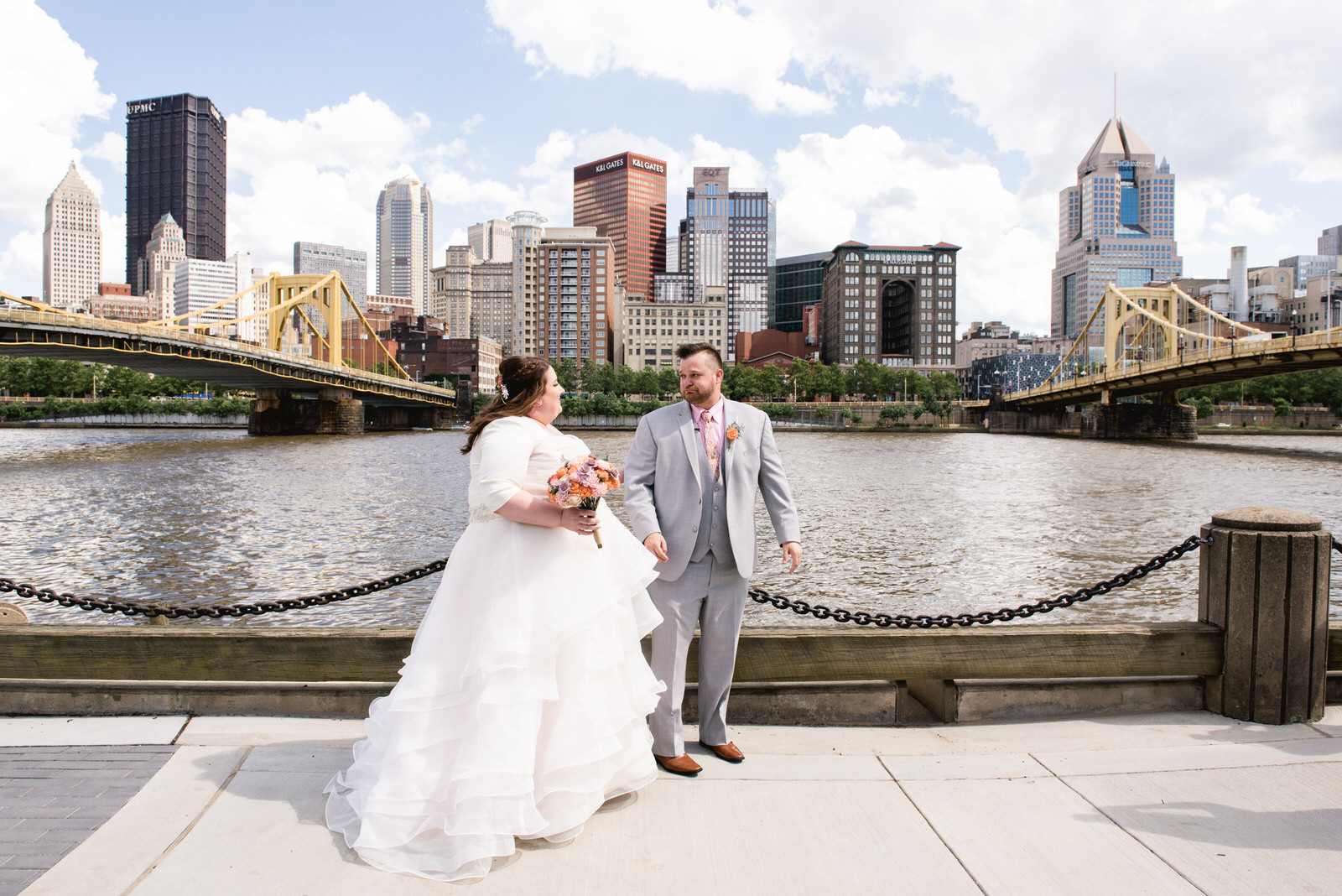 Pittsburgh_National_Aviary_Wedding_Photos_7.jpg