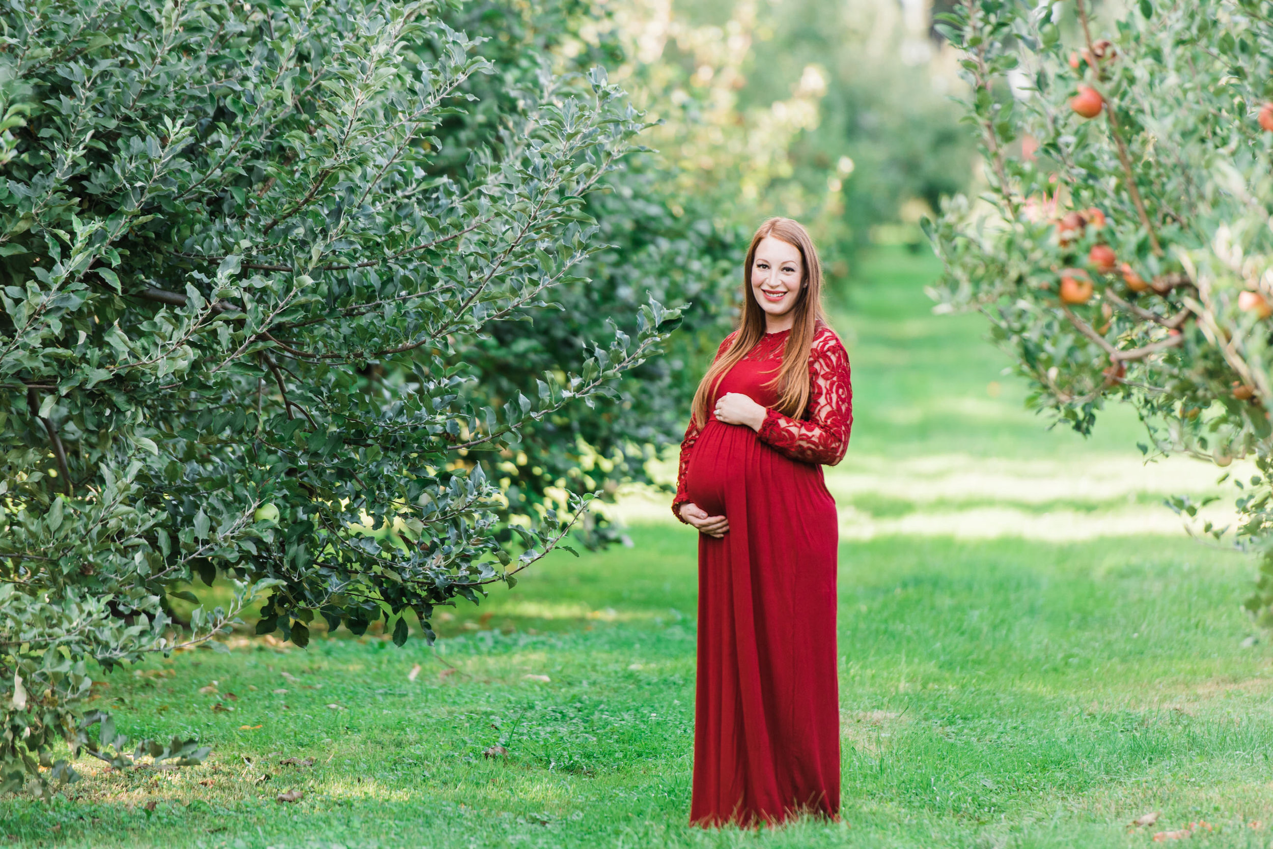 pittsburgh-maternity-photographers-winery-apple-orchard-session_26.jpg