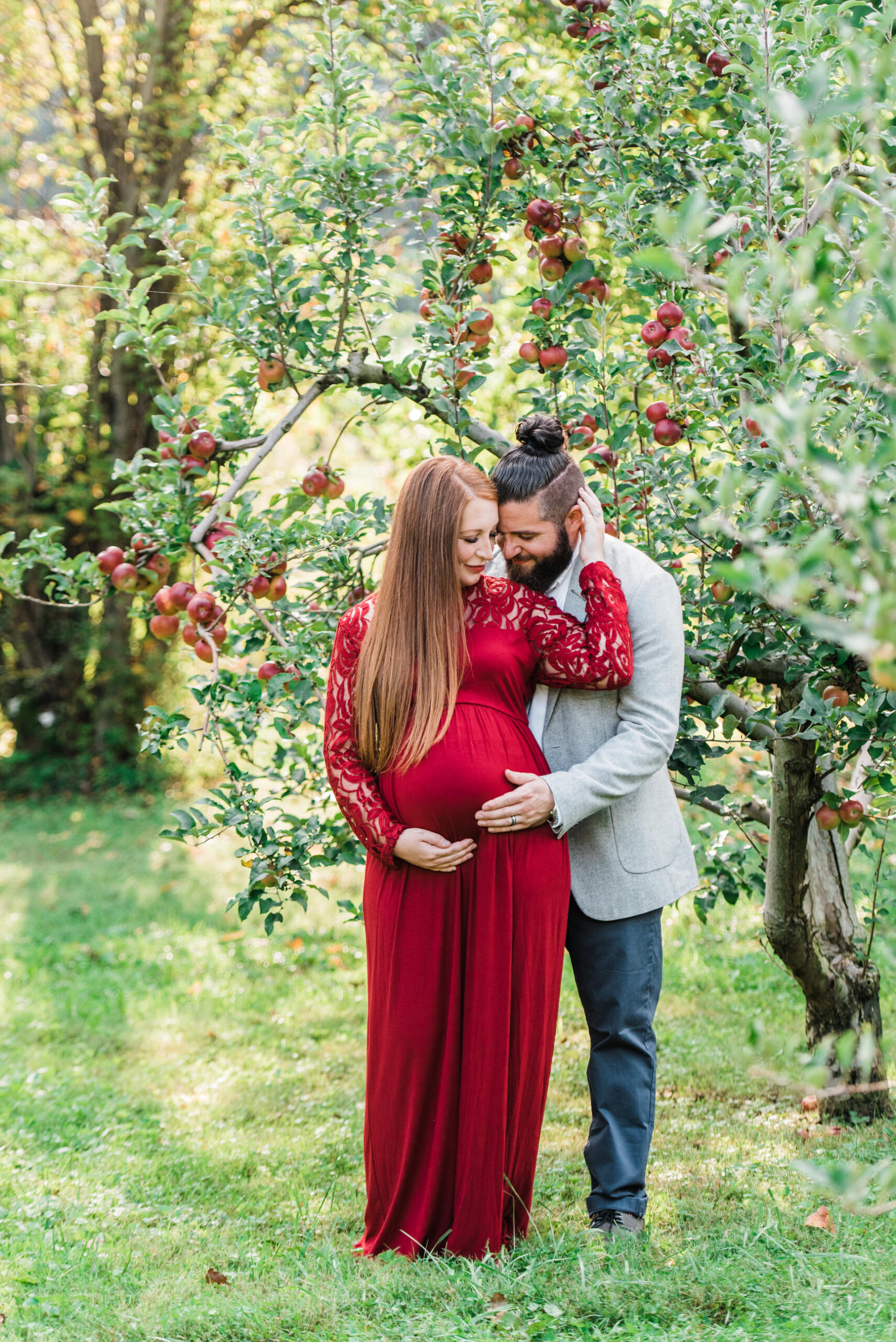pittsburgh-maternity-photographers-winery-apple-orchard-session_30.jpg