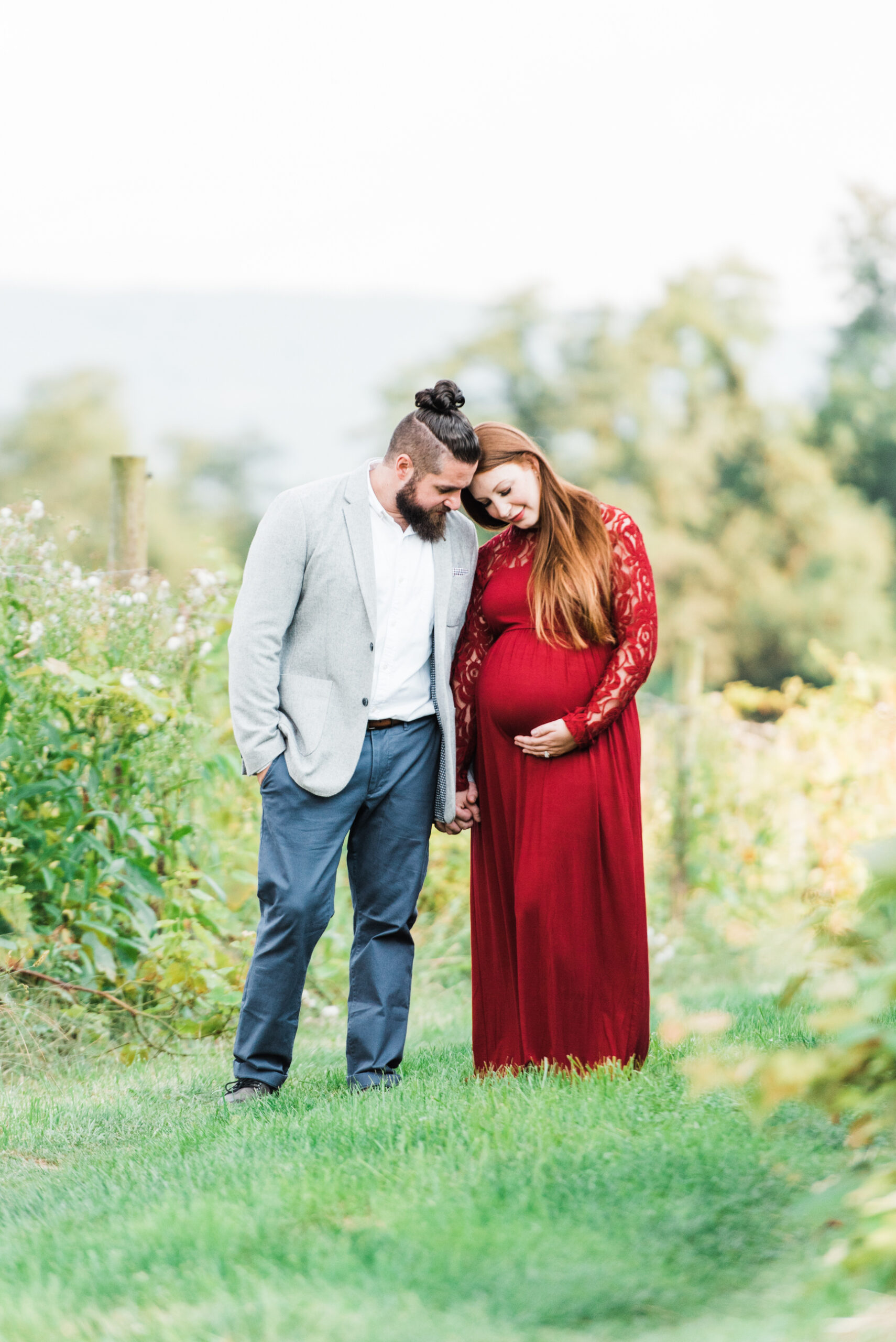 pittsburgh-maternity-photographers-winery-apple-orchard-session_37.jpg