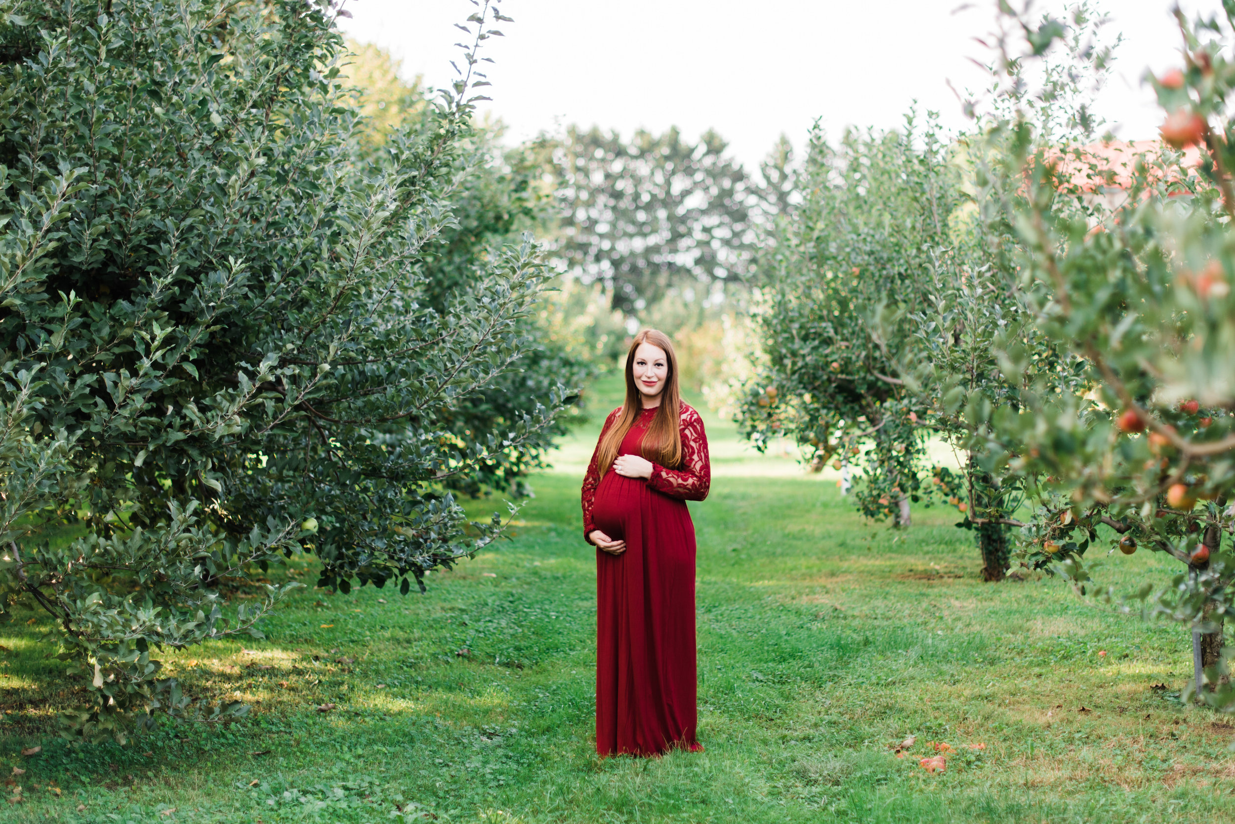 pittsburgh-maternity-photographers-winery-apple-orchard-session_4.jpg