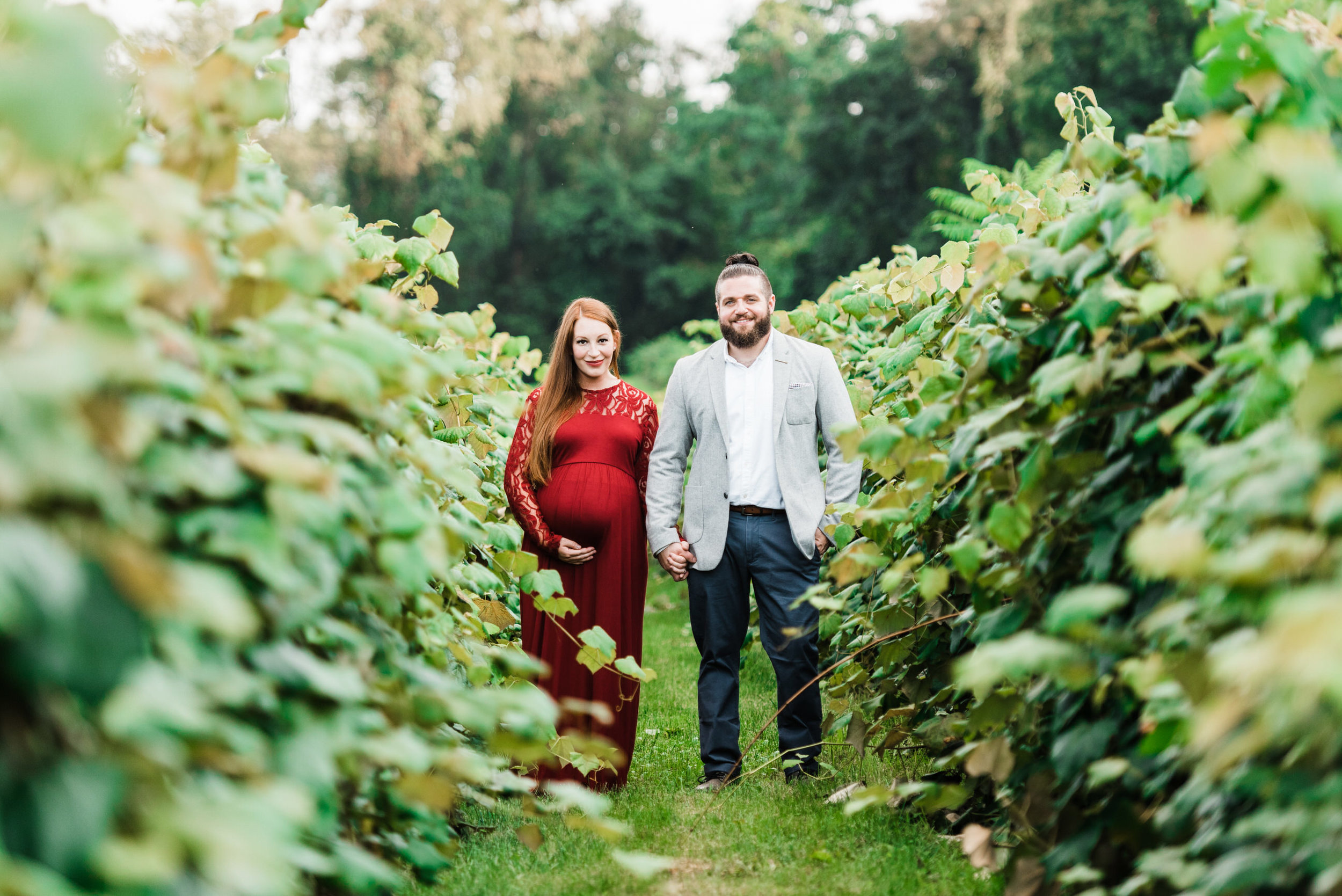 pittsburgh-maternity-photographers-winery-apple-orchard-session_41.jpg