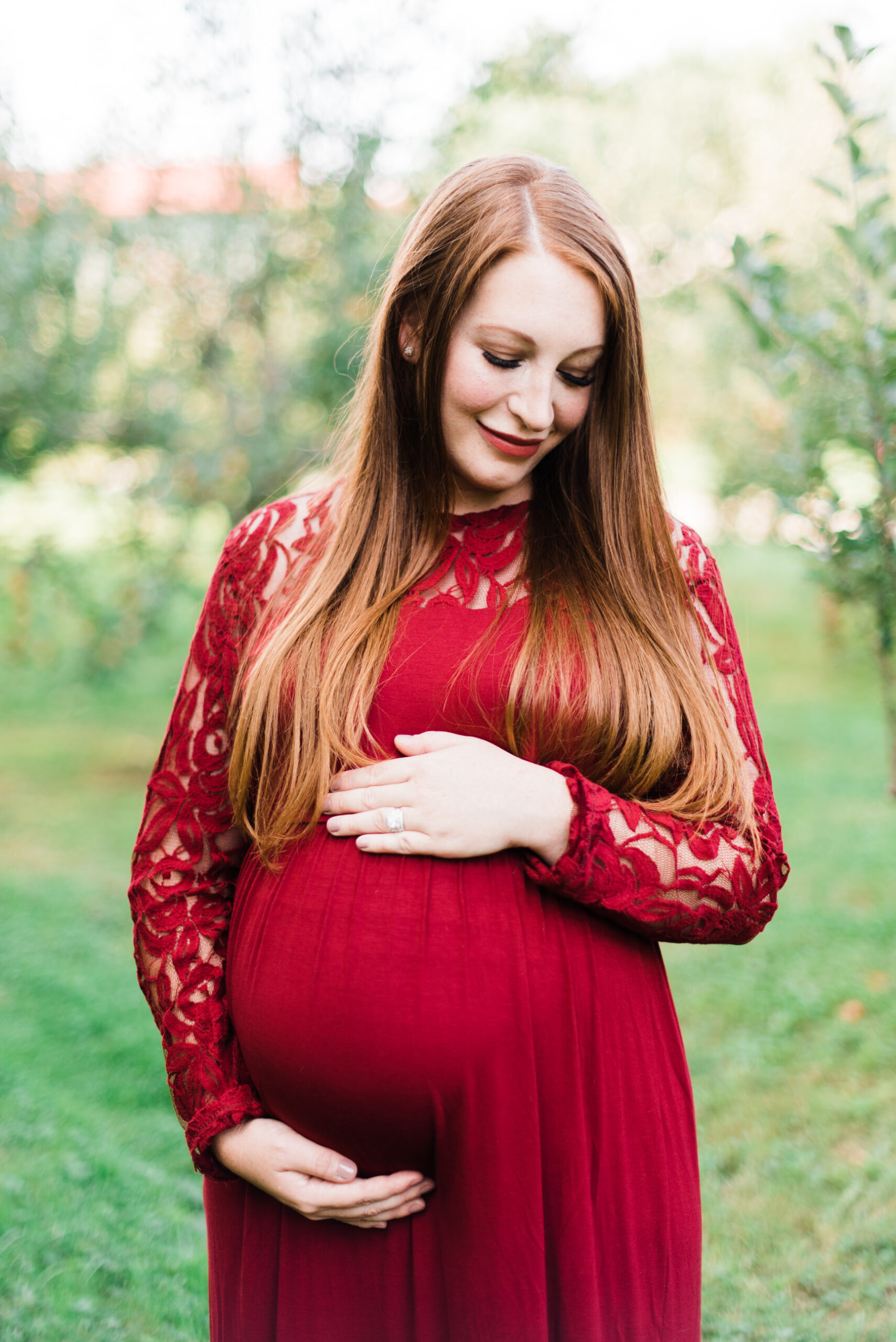 pittsburgh-maternity-photographers-winery-apple-orchard-session_6.jpg
