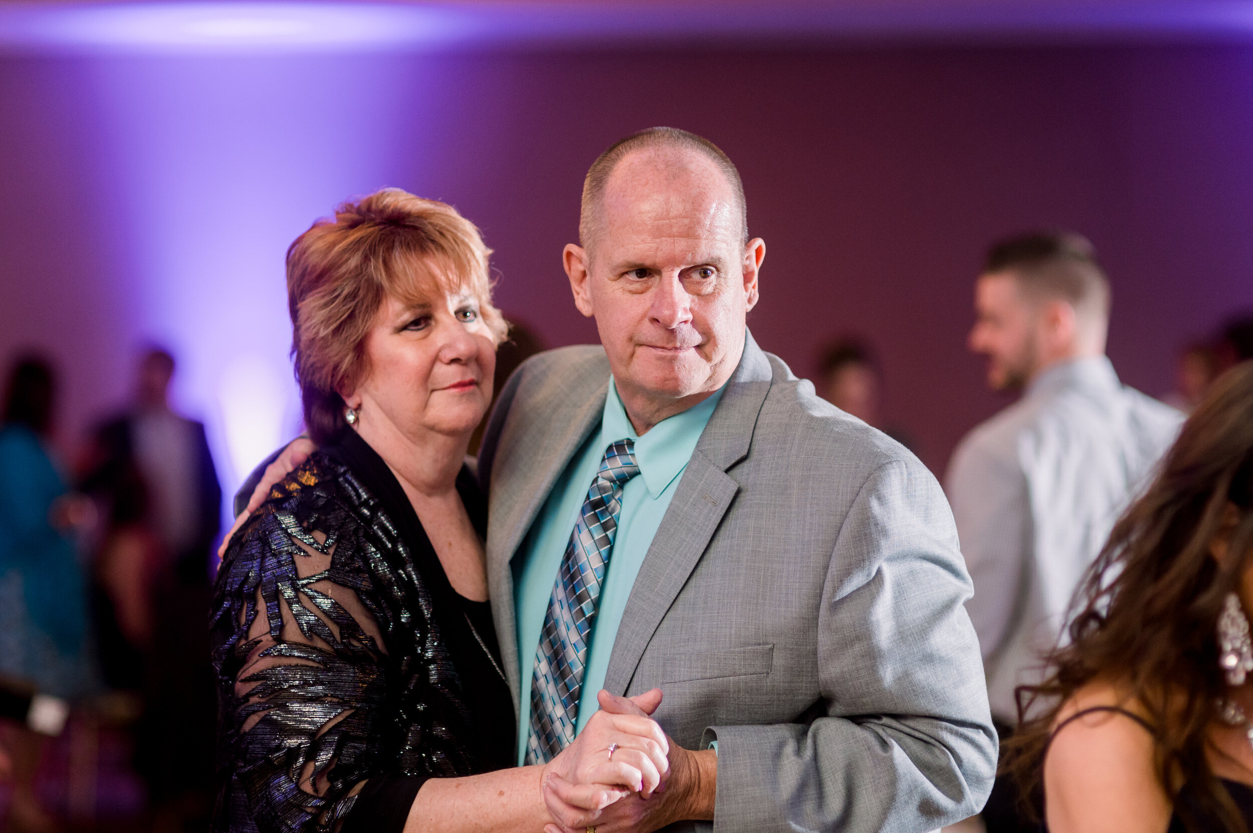 Weddings-at-The-DoubleTree-by-Hilton-Hotel-Pittsburgh-Ashley-Reed-Photography-83.jpg