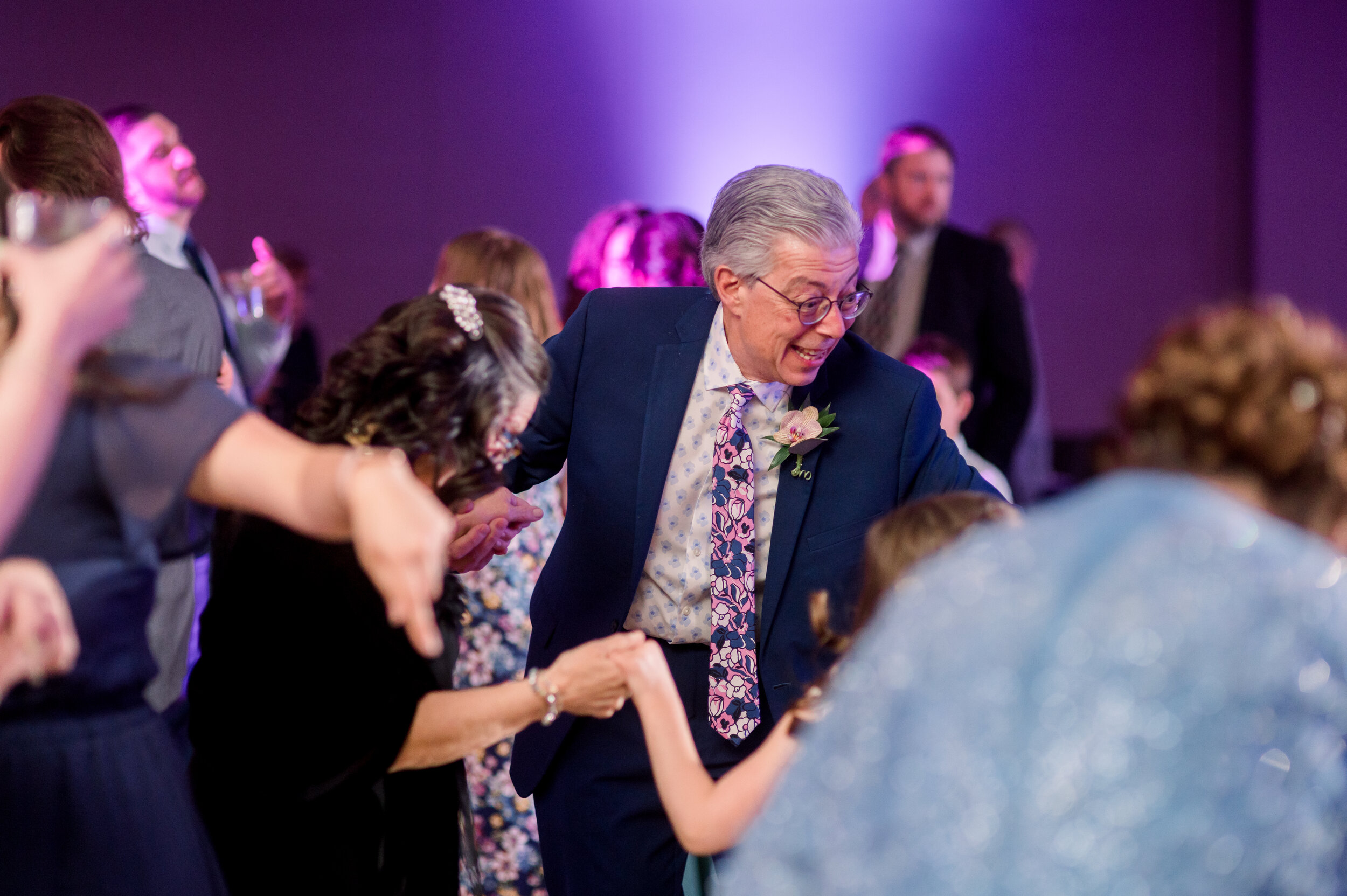 Weddings-at-The-DoubleTree-by-Hilton-Hotel-Pittsburgh-Ashley-Reed-Photography-88.jpg
